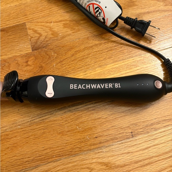 Beachwaver Black and Rose Gold 1” Curling Iron